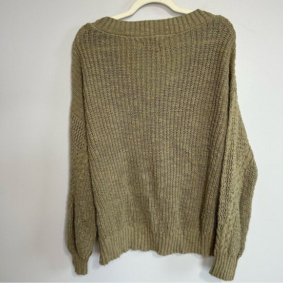 American Eagle Outfitters Olive Green Oversized Chunky Knit V-Neck Sweater - Picture 5 of 6